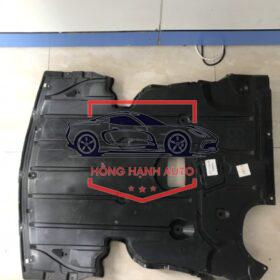 CHẮN BÙN GẦM MÁY XE BMW 325I 2007