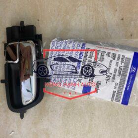 TAY NẮM CỬA TRONG XE HYUNDAI I20 - 82620-1J000