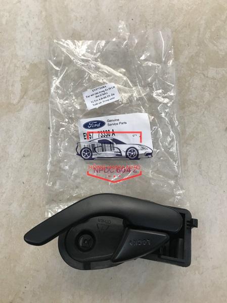 TAY MỞ CỬA TRONG ĐEN XE FORD ESCAPE