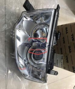 ĐÈN PHA XE MITSUBISHI PAJERO 2011-2017 | 8301A808