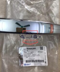 TAY MỞ CỬA NGOÀI XE DAEWOO GENTRA 2010 | 96468266