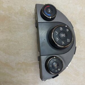 CÔNG TẮC KHIỂN DÀN LẠNH XE KIA SOUL 1.6L - 97250-2K000