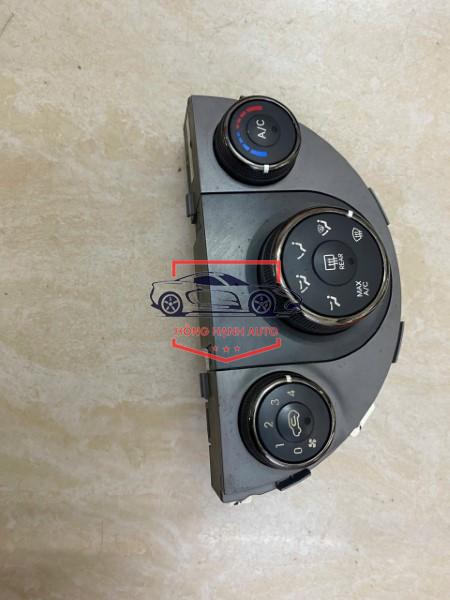 CÔNG TẮC KHIỂN DÀN LẠNH XE KIA SOUL 1.6L - 97250-2K000