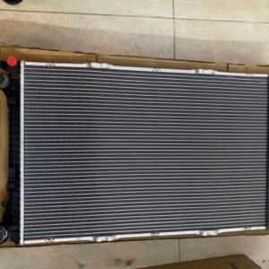 KÉT NƯỚC AUDI Q3 2012 - 8K0121251AJ