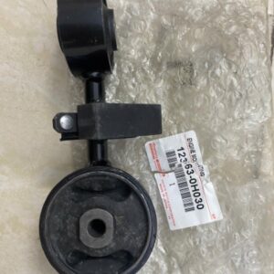 CHÂN MÁY SỐ 8 TOYOTA CAMRY 2002 - 123630H030