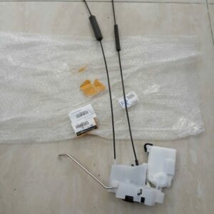 Ổ NGẬM KHÓA CỬA MAZDA BT50 2011 | UR8058310A