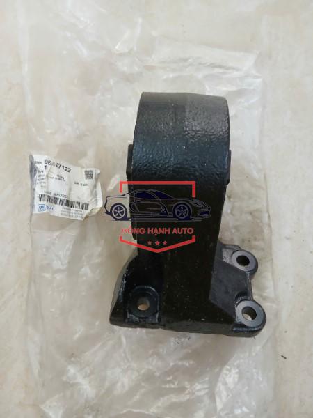 CHÂN MÁY KÉT NƯỚC DAEWOO MANGUS 2.5 2005 | 96447122