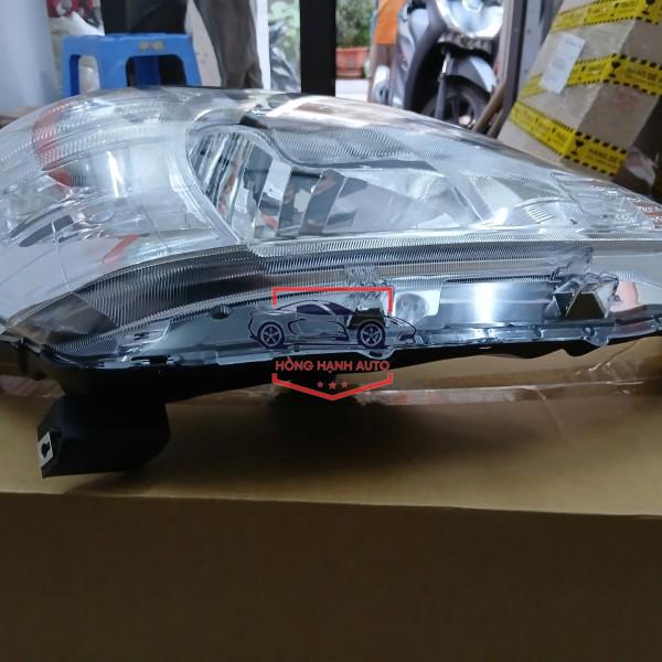 ĐÈN PHA PHẢI TOYOTA INNOVA 2015 | 811700K520