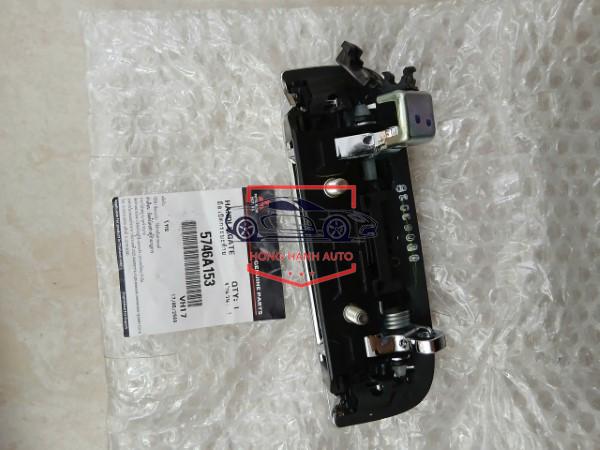 TAY MỞ THÙNG SAU MITSUBISHI TRITON 2016 | 5746A153
