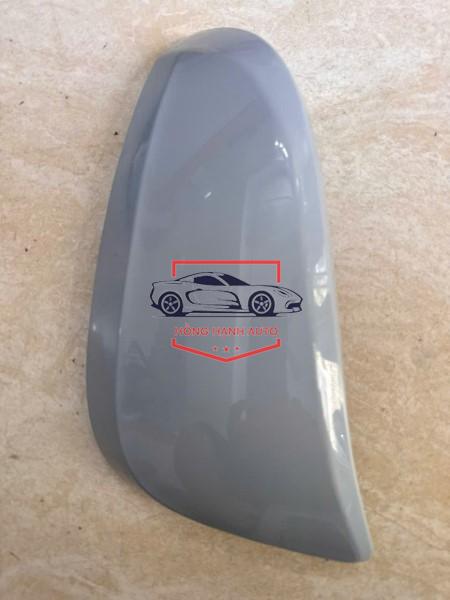 VỎ GƯƠNG CHIẾU HẬU TOYOTA INNOVA 2016 | 879450K920