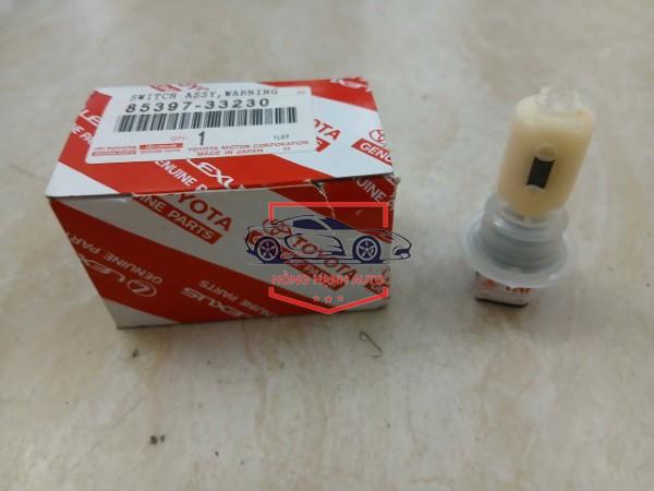 CẢM BIẾN MỨC NƯỚC RỬA KÍNH XE TOYOTA CAMRY 2006-2020 | 8539733230